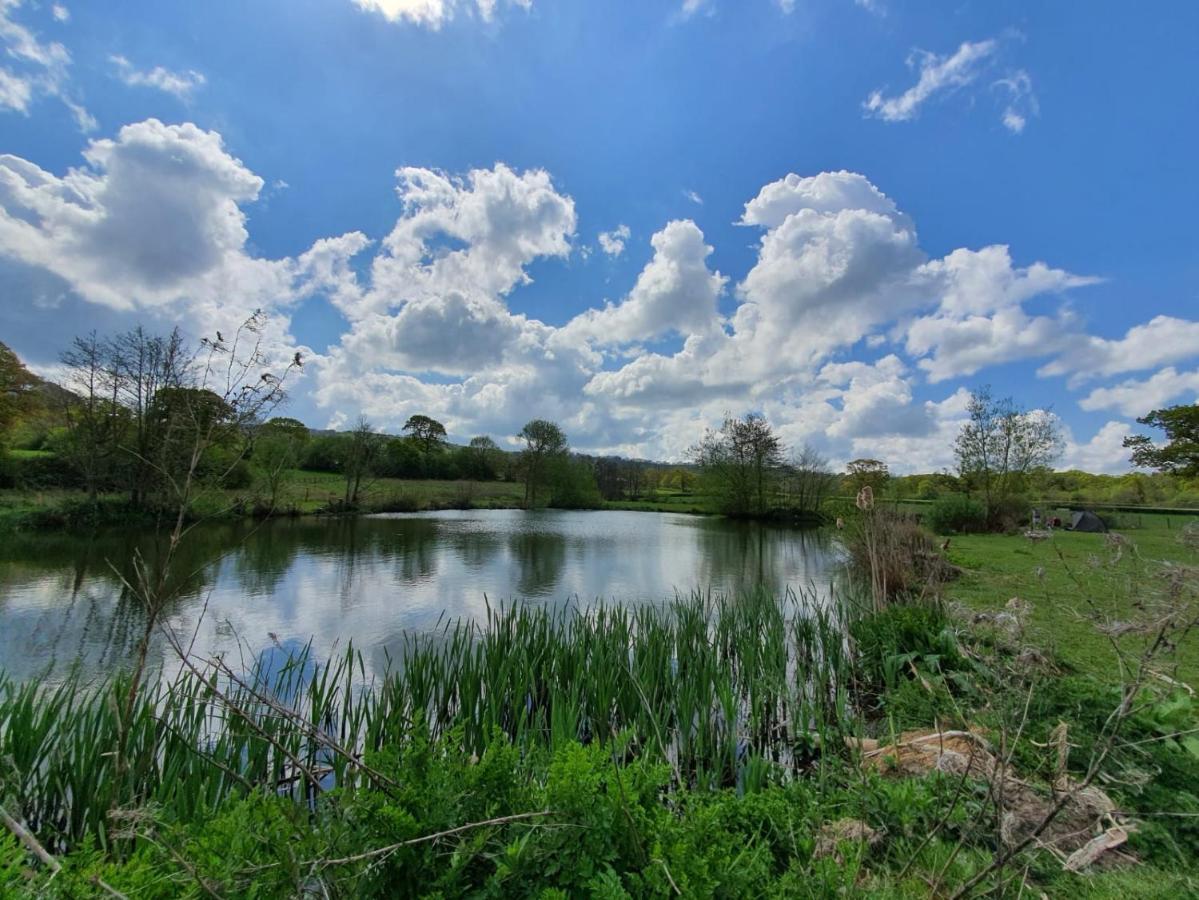 The Victorian Barn, Self-Catering Holidays With Pool And Hot Tubs, Dorset Woolland Exterior photo