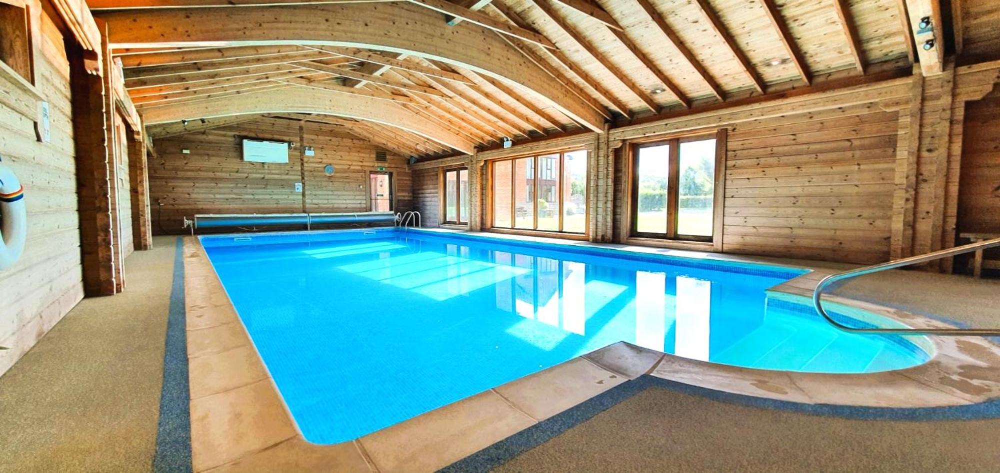 The Victorian Barn, Self-Catering Holidays With Pool And Hot Tubs, Dorset Woolland Exterior photo